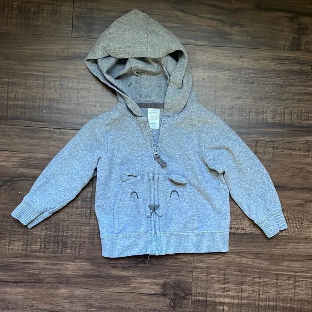 12M grey Carter’s sweatsuit/jogger